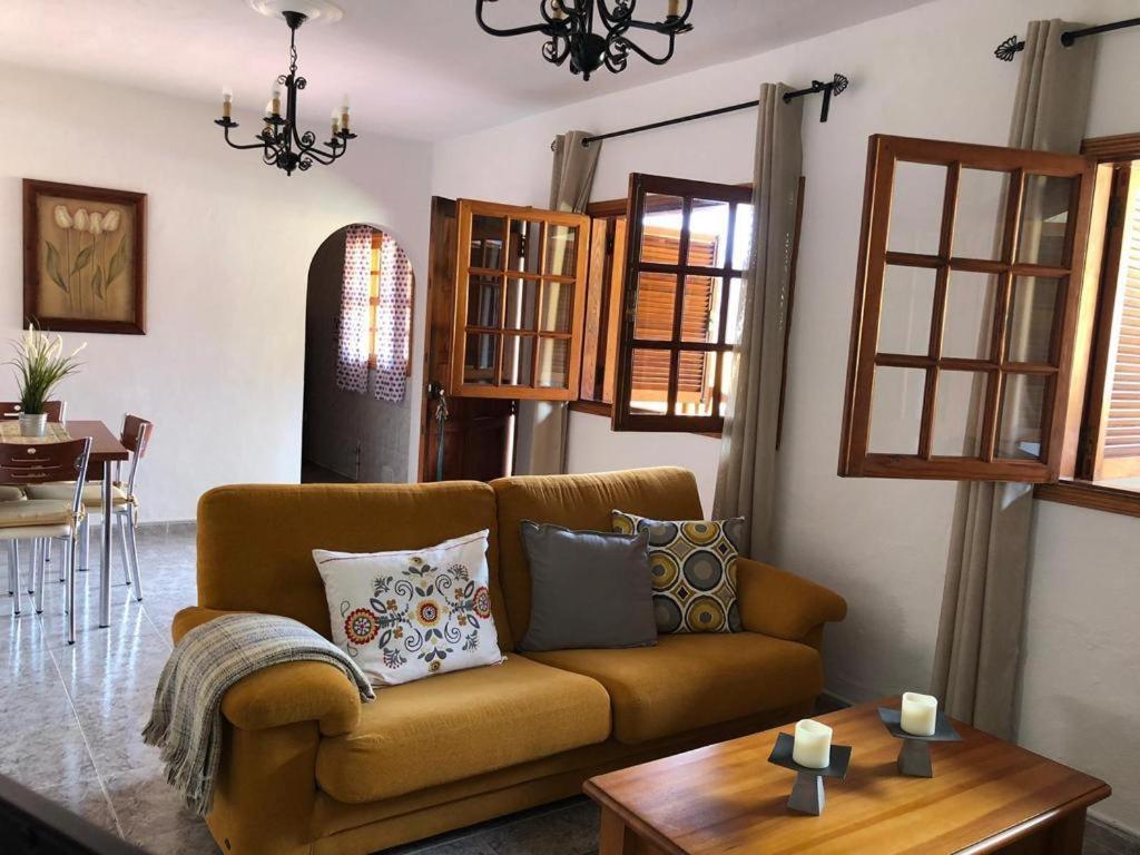 Apartamentos Casa Rosan, Junto A La Caldera De Taburiente إل باسو المظهر الخارجي الصورة